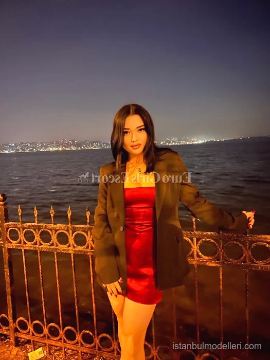 Beylikdüzü / İstanbul Escort Naz